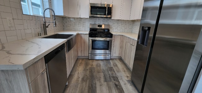 property at 12648 Oxnard St