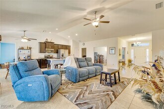 614 SW 31st Terrace in Cape Coral, FL - Building Photo - Building Photo