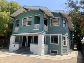 2650 S La Salle Ave in Los Angeles, CA - Building Photo