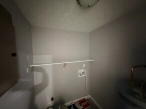 Room in House on Pinedale Cir NW in Conyers, GA - Building Photo - Building Photo