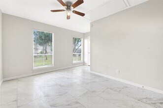 6358 Creekbend Dr in Houston, TX - Building Photo - Building Photo