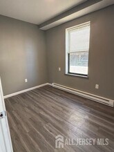 439 Barclay St in Perth Amboy, NJ - Building Photo - Building Photo