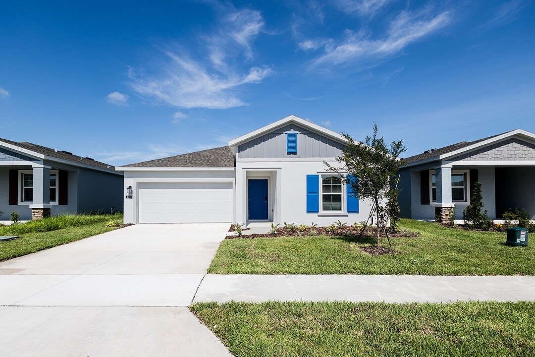 248 Hayley St in Winter Haven, FL - Building Photo