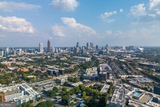 699 Vidalia Ln in Atlanta, GA - Building Photo - Building Photo