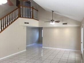 4114 W Regency Ave in Fresno, CA - Building Photo - Building Photo
