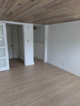 605 NE 27th St in Wilton Manors, FL - Building Photo - Building Photo