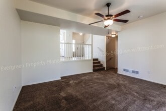 318 Cherryridge Dr in Windsor, CO - Building Photo - Building Photo