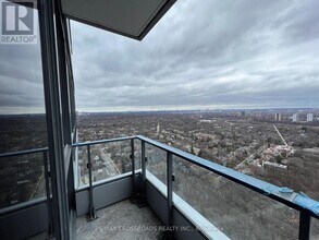 395-3395 Bloor St E in Toronto, ON - Building Photo - Building Photo