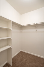 Pine Ridge Apartments in Lindenwold, NJ - Building Photo - Interior Photo