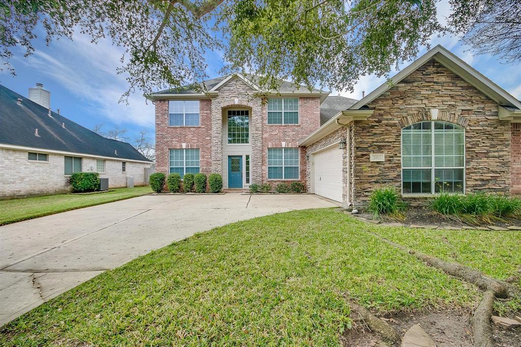 2011 Spreading Bough Ln in Richmond, TX - Foto de edificio