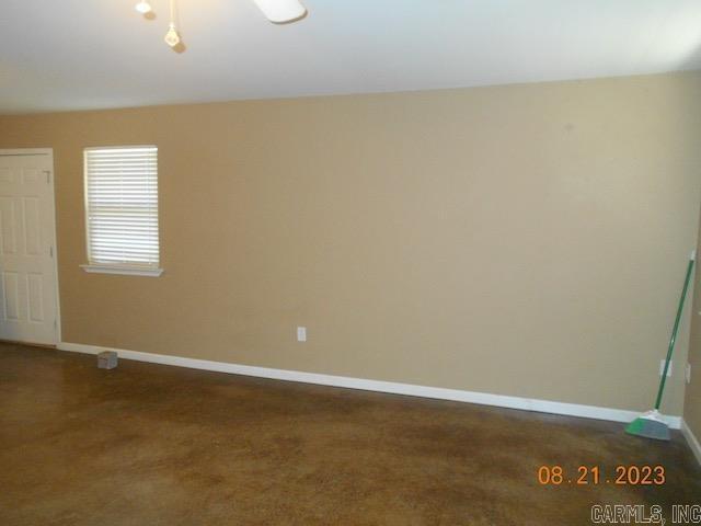 20621 Cole Ln in Hensley, AR - Foto de edificio - Building Photo