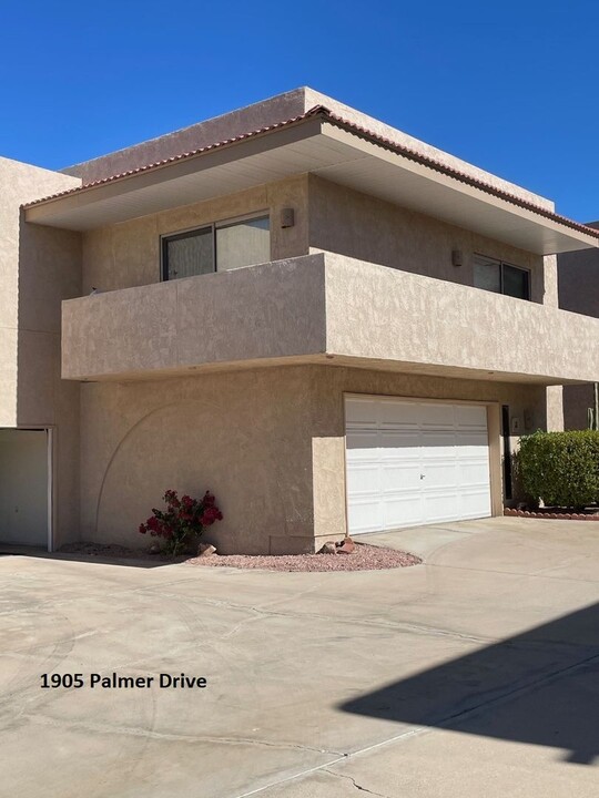 1905 Palmer Dr in Lake Havasu City, AZ - Foto de edificio