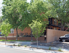 1320 Dr Martin Luther King Jr Ave NE in Albuquerque, NM - Building Photo - Building Photo