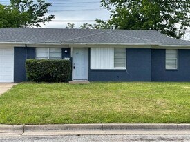 4425 Jane Anne St in Fort Worth, TX - Building Photo