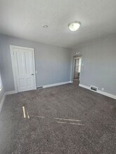 2947 13th Ave in Rock Island, IL - Building Photo - Building Photo