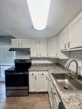 10760 W 8th Ave in Lakewood, CO - Building Photo - Building Photo