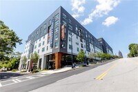 525 North Avenue NE - 46