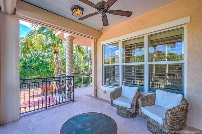 property at 1528 NE Outrigger Landings Dr