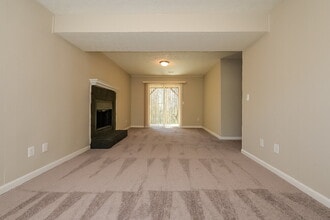 4910 Brookstone Pkwy in Ellenwood, GA - Building Photo - Building Photo