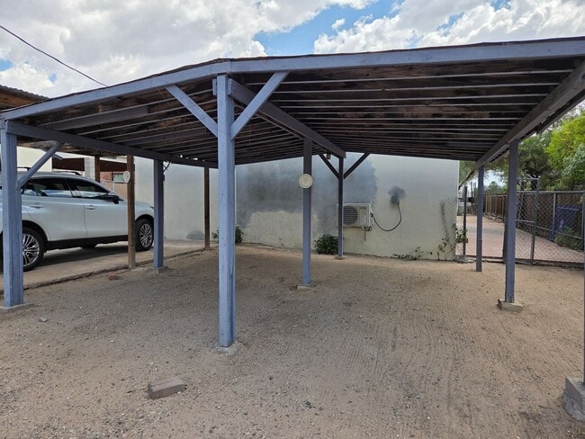 1625 E 8th St in Tucson, AZ - Building Photo - Building Photo