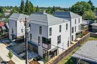 Tacoma Commons in Portland, OR - Foto de edificio - Building Photo