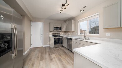 6433 Aquatic Cir in Colorado Springs, CO - Building Photo - Building Photo