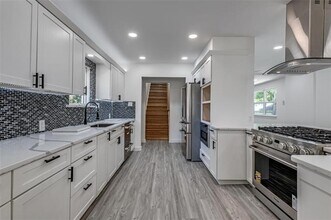 11341 Gatewood Pl in Dallas, TX - Building Photo - Building Photo