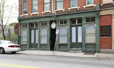 13-15 W Mcmicken Ave in Cincinnati, OH - Building Photo - Building Photo