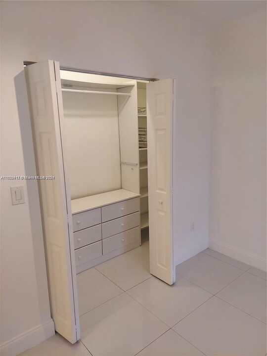 750 Pennsylvania Ave, Unit 1 in Miami Beach, FL - Building Photo