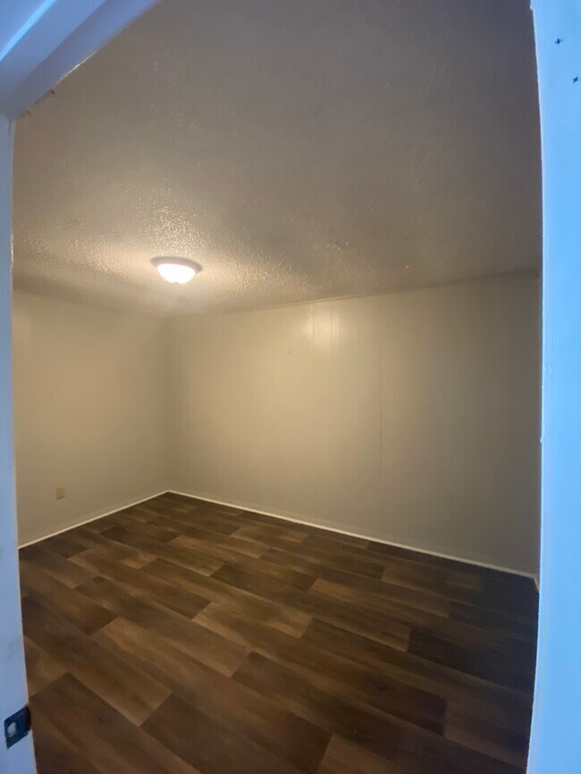 2107 Spring St in Marshall, TX - Building Photo - Building Photo