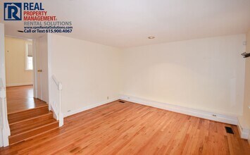 1002 Gale Ln in Nashville, TN - Building Photo - Building Photo
