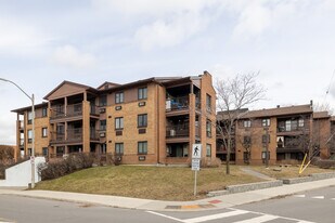 316 Savard Av in Ottawa, ON - Building Photo