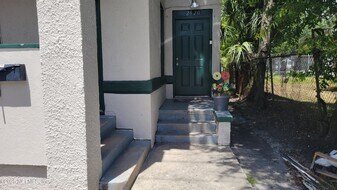 2514 Walnut St in Jacksonville, FL - Building Photo