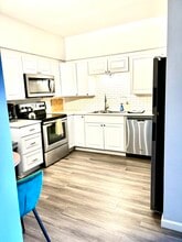 357 E Thomas Rd, Unit A107 in Phoenix, AZ - Building Photo - Building Photo