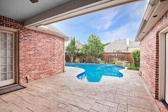 8100 Rosemont Dr in Plano, TX - Building Photo - Building Photo