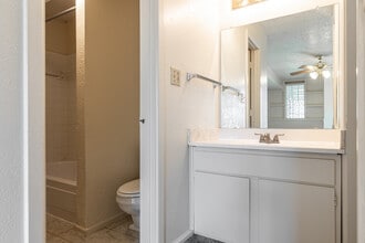 Sundowner in Lubbock, TX - Building Photo - Interior Photo