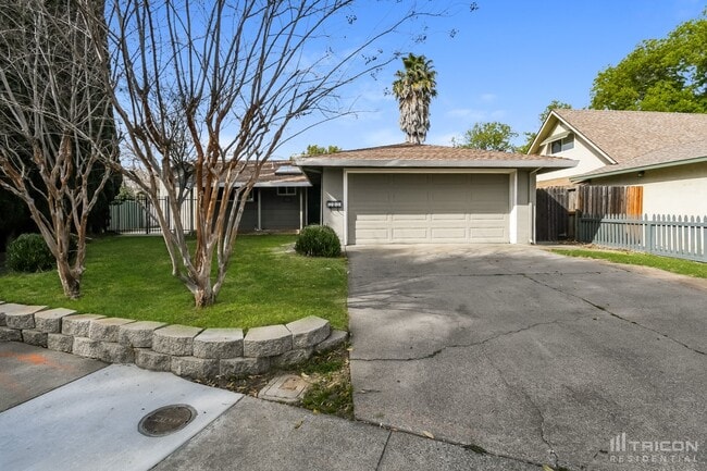 property at 810 Capstan Ct