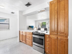 413 NE 25th Ave in Pompano Beach, FL - Building Photo - Building Photo