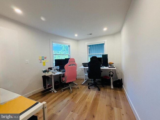 2211 Observatory Pl NW in Washington, DC - Building Photo - Building Photo