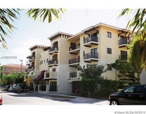 300 Majorca Ave-Unit -301 in Coral Gables, FL - Building Photo