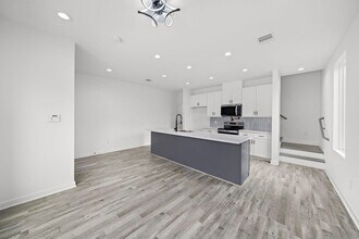 9315 Ashville Dr in Houston, TX - Building Photo - Building Photo