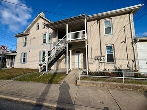 1 Brown St in Elizabethtown, PA - Building Photo - Building Photo