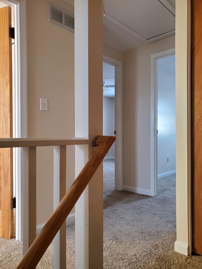 1007 Foxwood Ln in Essex, MD - Building Photo - Building Photo