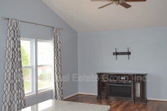 13410 White Granite Dr in Fishers, IN - Building Photo - Building Photo