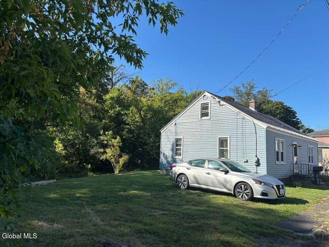 property at 23 Lakeview Ave