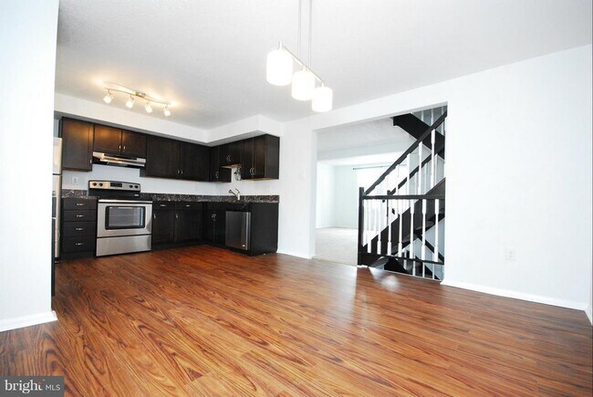 5312 Avalon Pl in Alexandria, VA - Building Photo - Building Photo