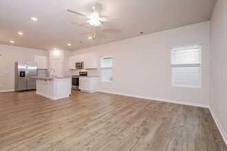 409 Hallingsfield Wy in Zebulon, NC - Building Photo - Building Photo