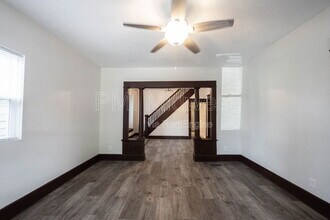 1040 Winfield Ave in Indianapolis, IN - Building Photo - Building Photo