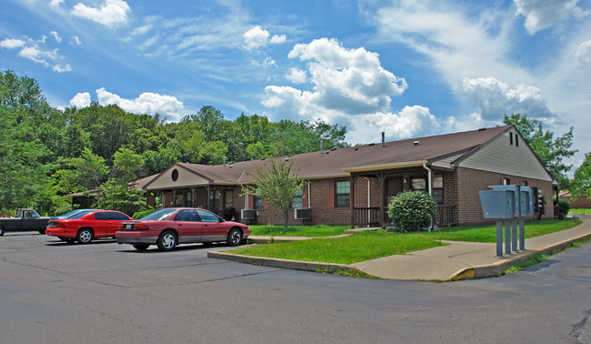 Greenwood Village Apartments in New Lebanon, OH - Building Photo - Building Photo