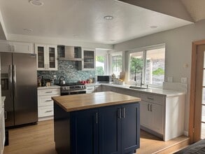 5443 Mantua Ct in San Diego, CA - Building Photo - Building Photo